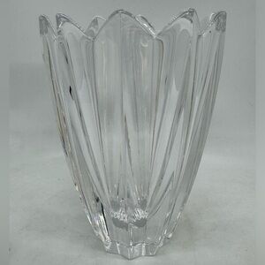 ORREFORS Sweden Crystal Fleur Vase 10 Point Star- Signed on Bottom